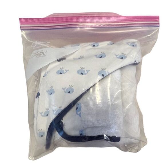 Baby Bath Towel + 2 Washcloths - Picture 6 of 7